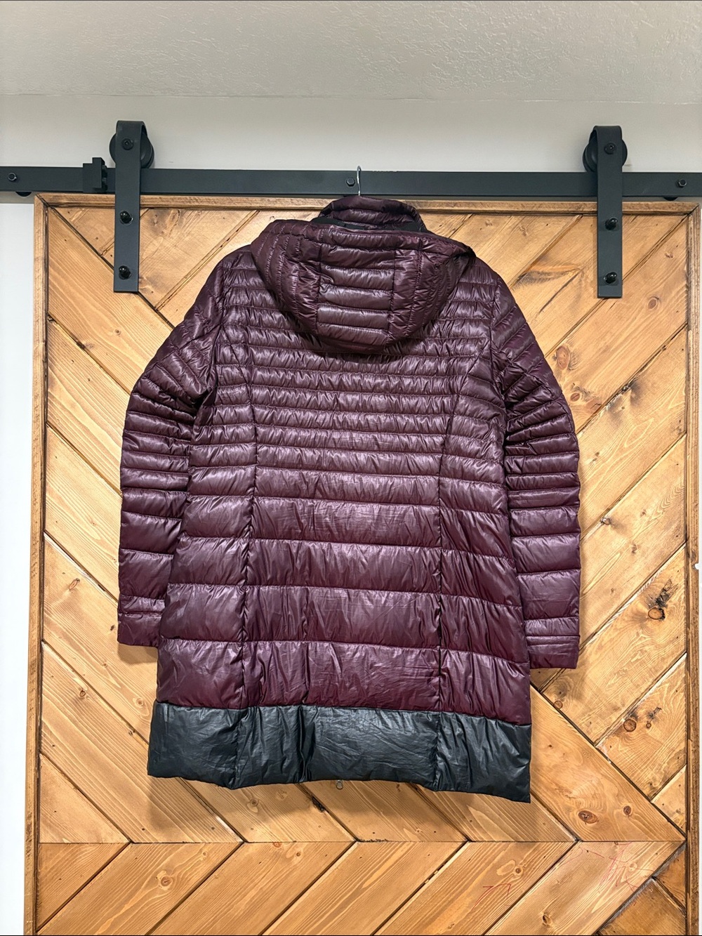 Women's Quilted Hooded Coat Packable- Burgundy with Black Trim Nuage Sport Large - Picture 4 of 7